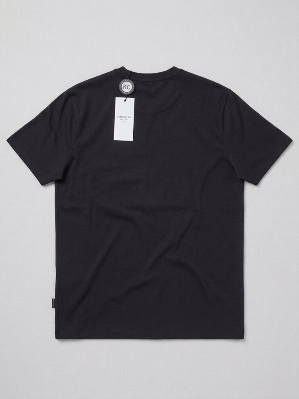 Kenneth Cole New York Men's Classic Fit Black T-Shirt (NWT) - Picture 2 of 7